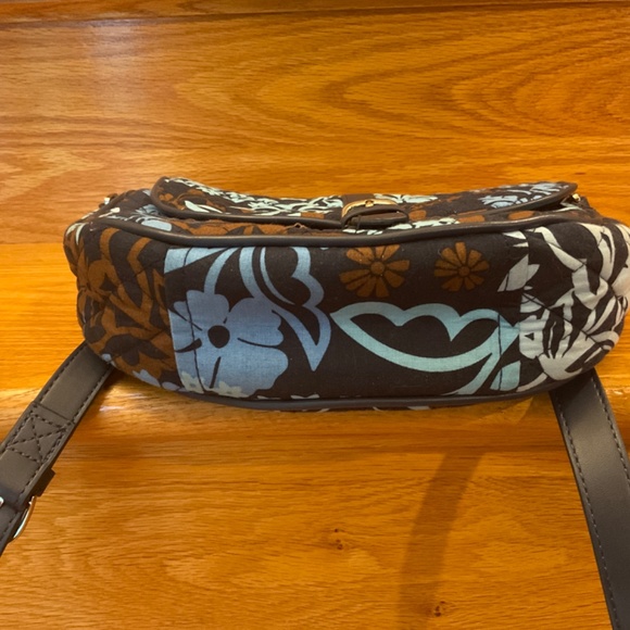 Like NEW Vera Bradley Purse and wallet set - Picture 5 of 7